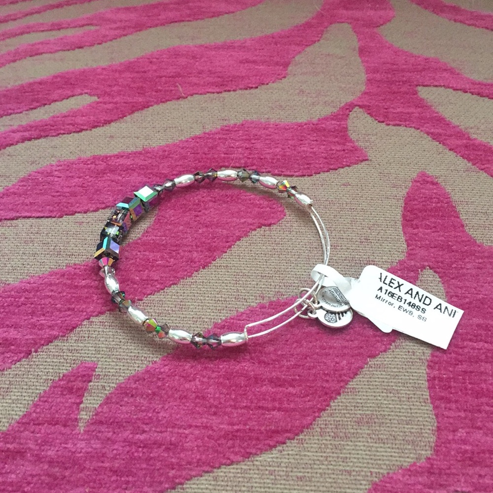 Alex and Ani bracelet 💥
